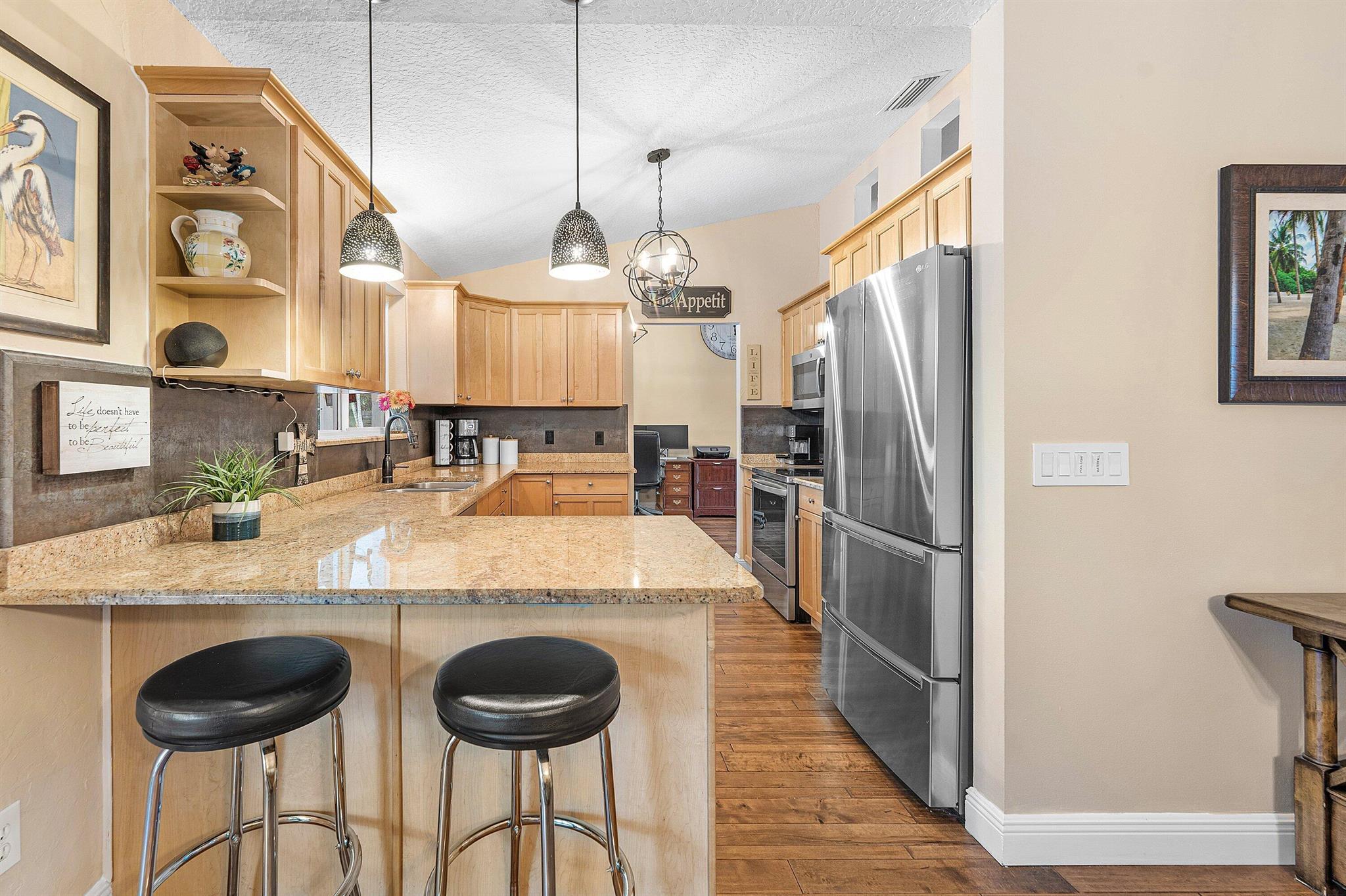 EASTWOOD OF WELLINGTON - Residential