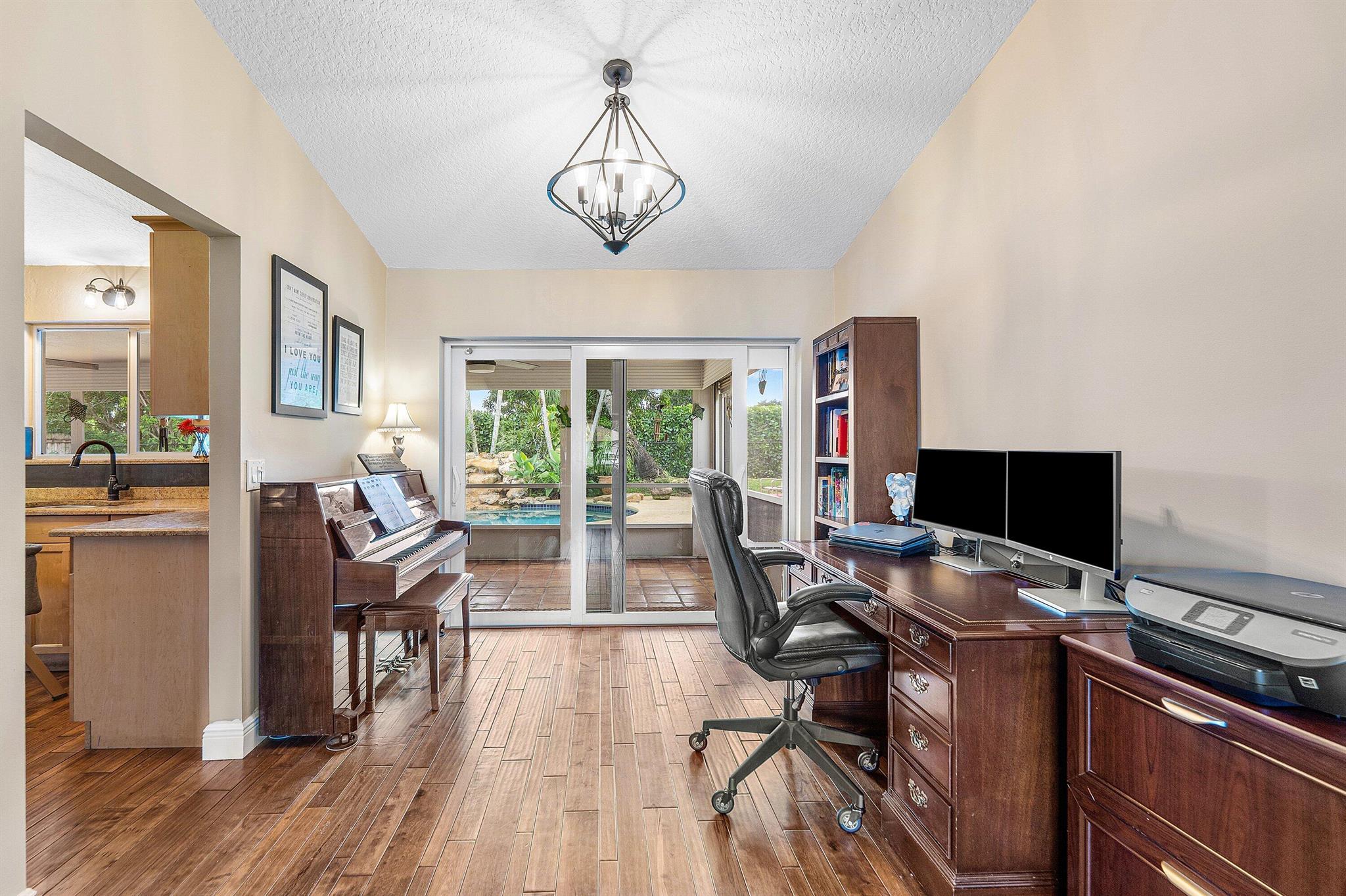 EASTWOOD OF WELLINGTON - Residential