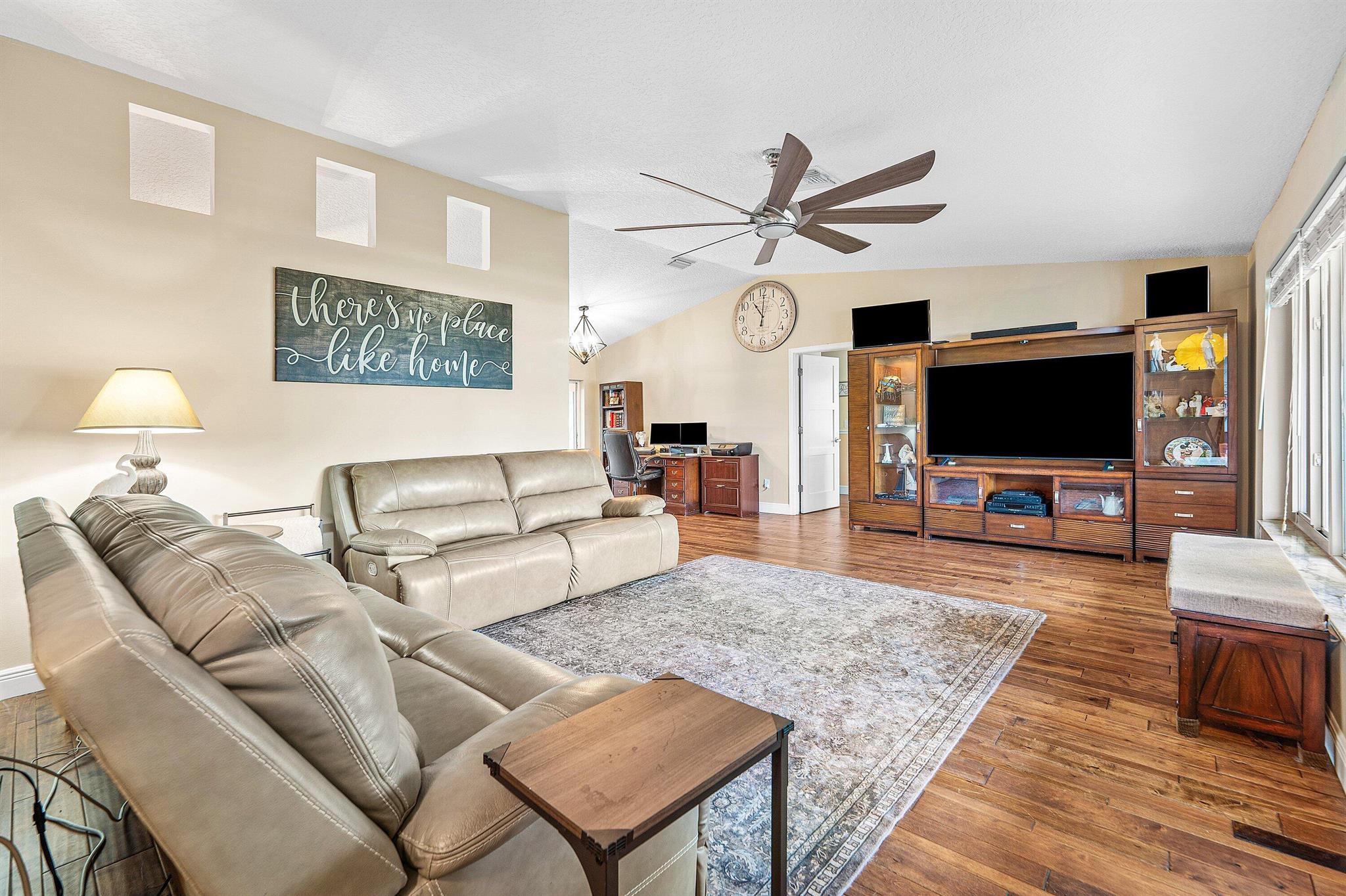 EASTWOOD OF WELLINGTON - Residential