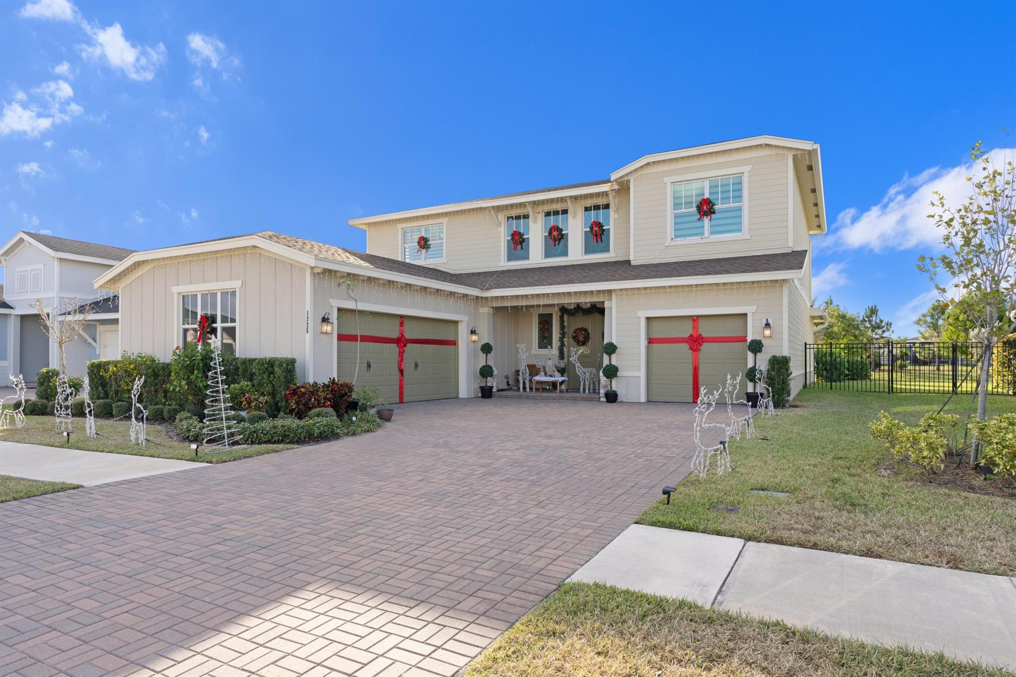 1225 Sterling Pine Place