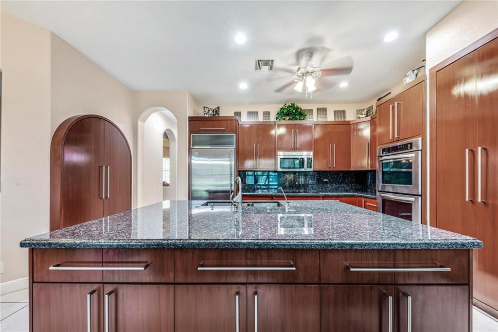 Parkland Isles - Residential