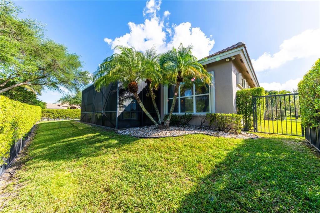 Parkland Isles - Residential