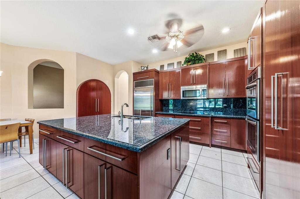 Parkland Isles - Residential