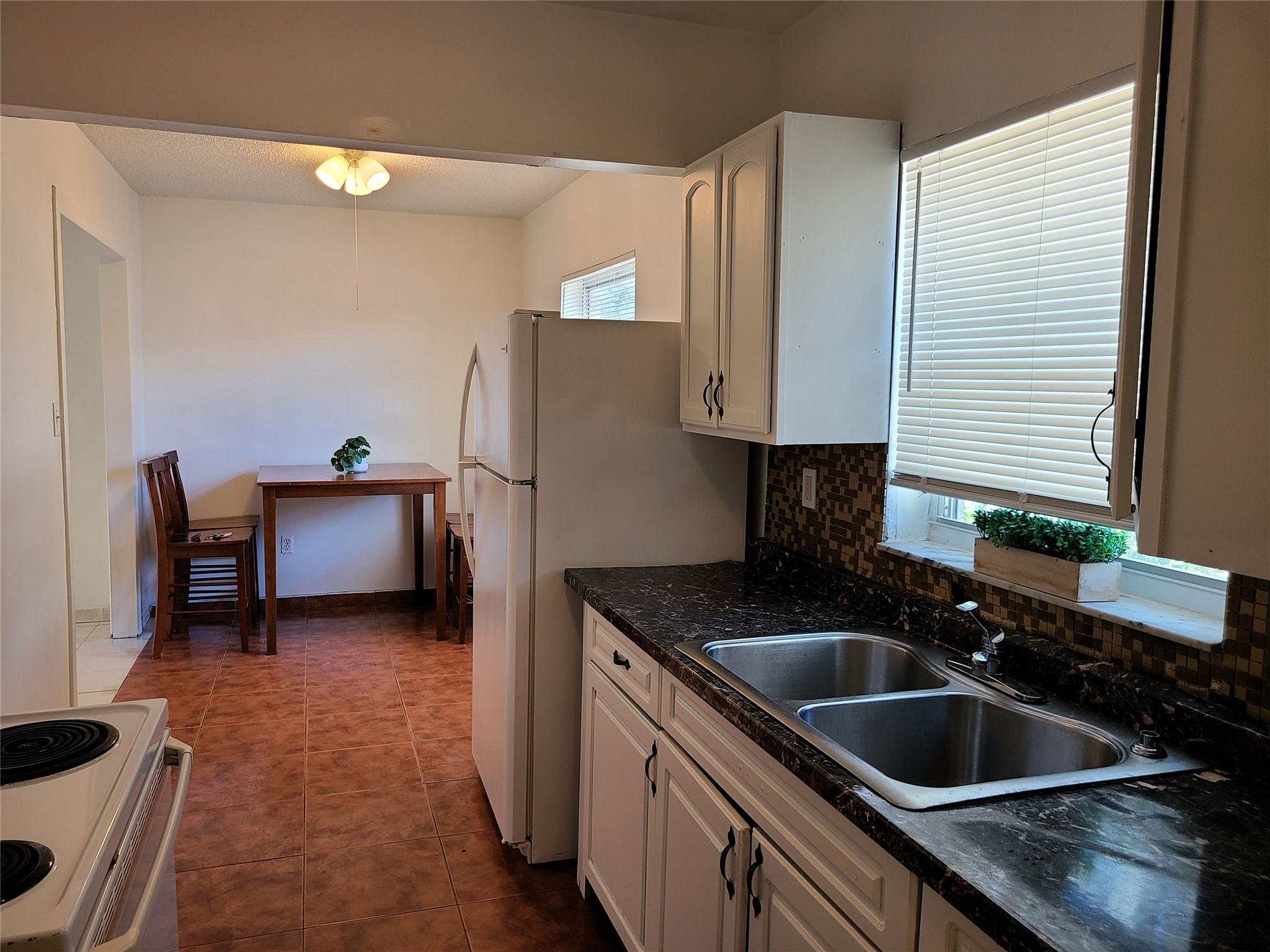 Hallandale - Residential Lease