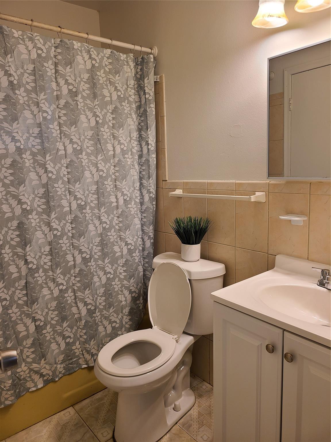 Hallandale - Residential Lease