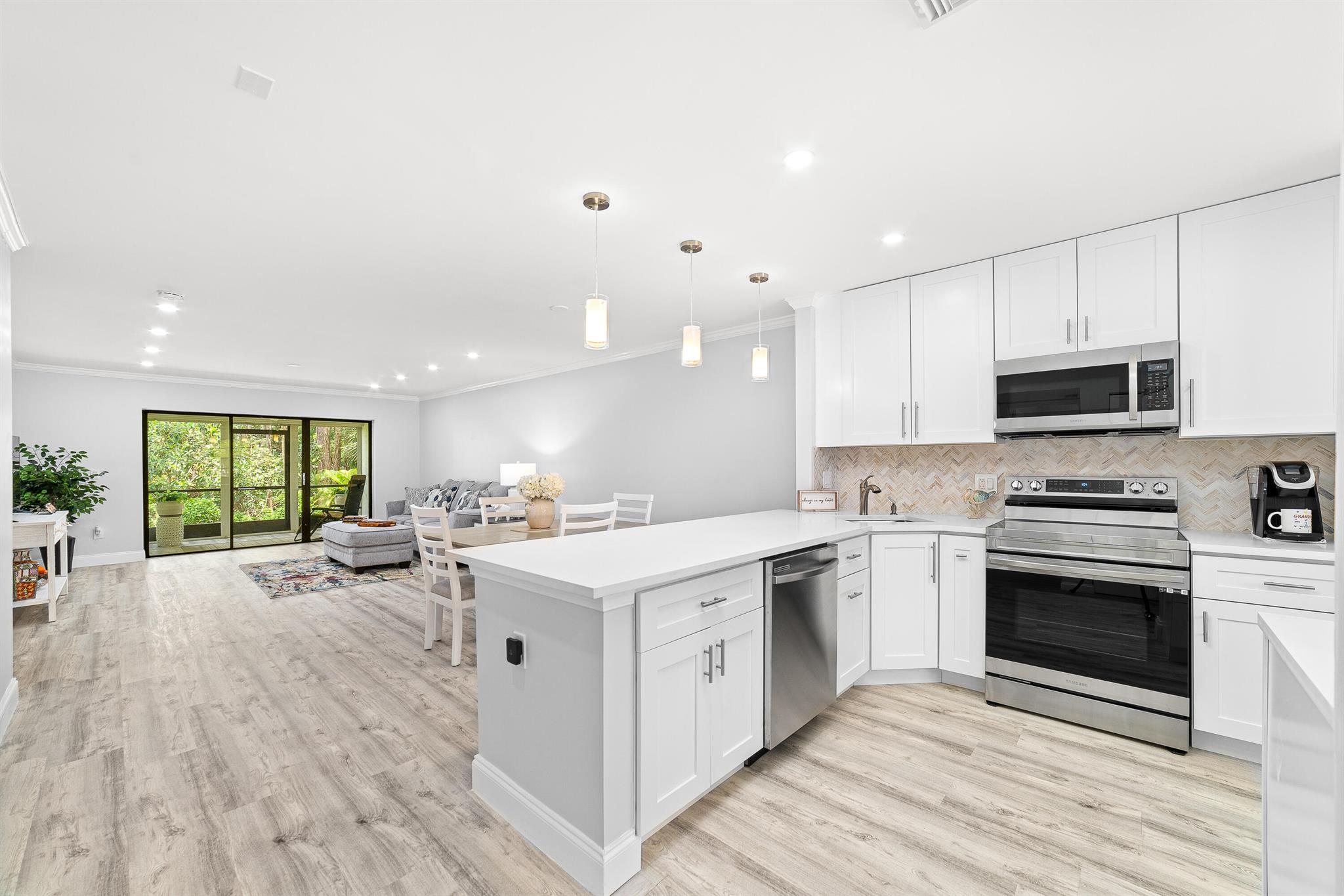 GLADES OF BOCA LAGO CONDO - Residential