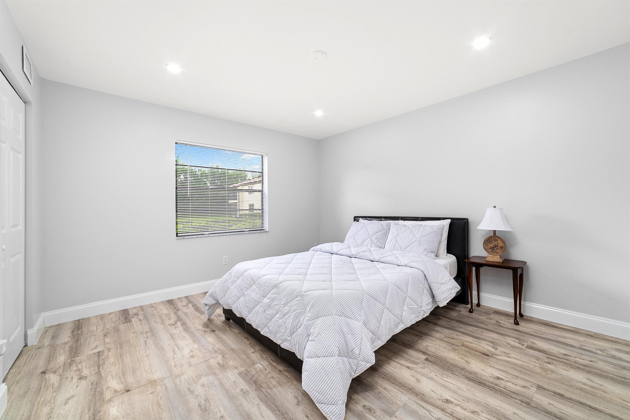 GLADES OF BOCA LAGO CONDO - Residential