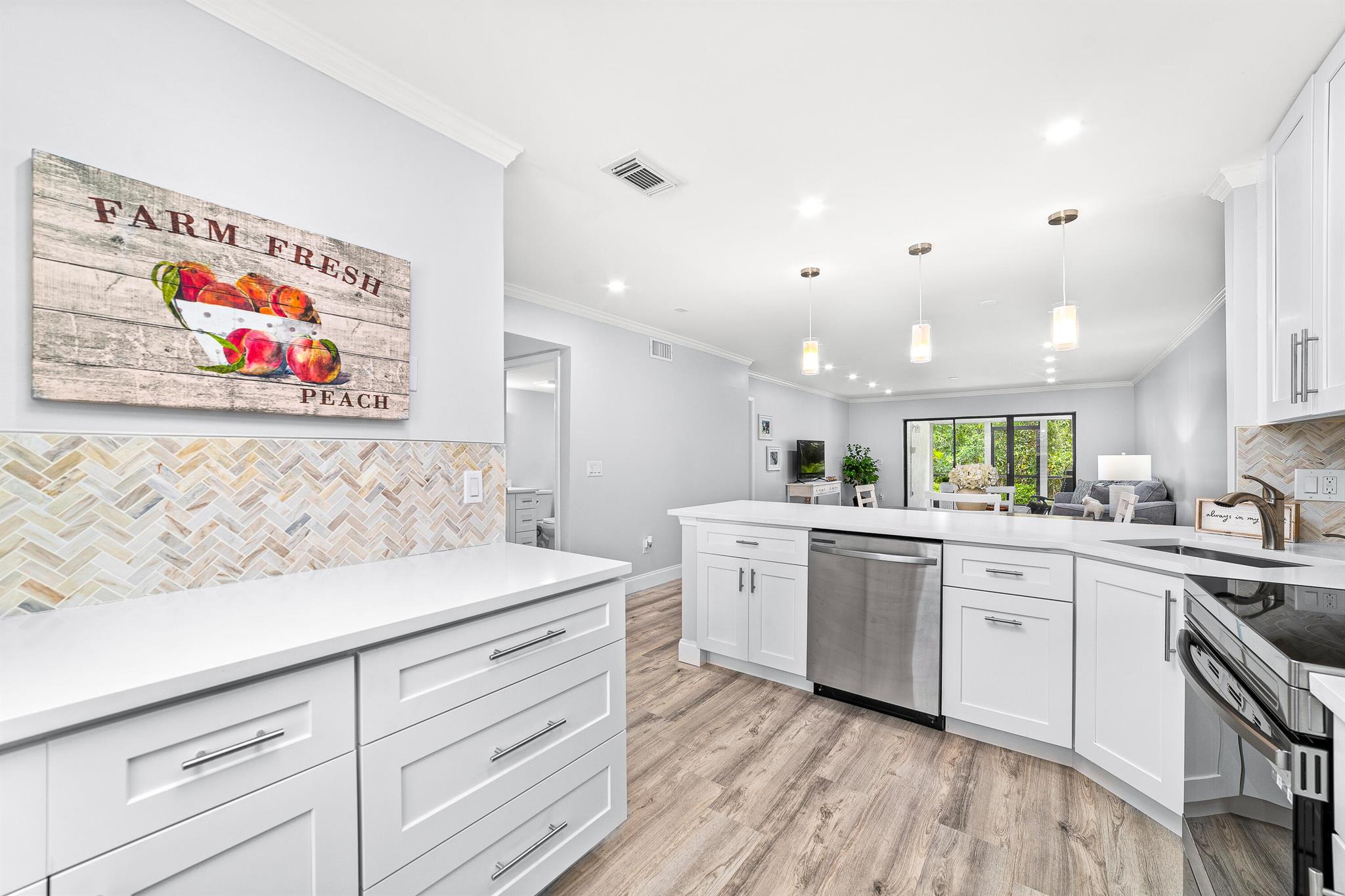 GLADES OF BOCA LAGO CONDO - Residential