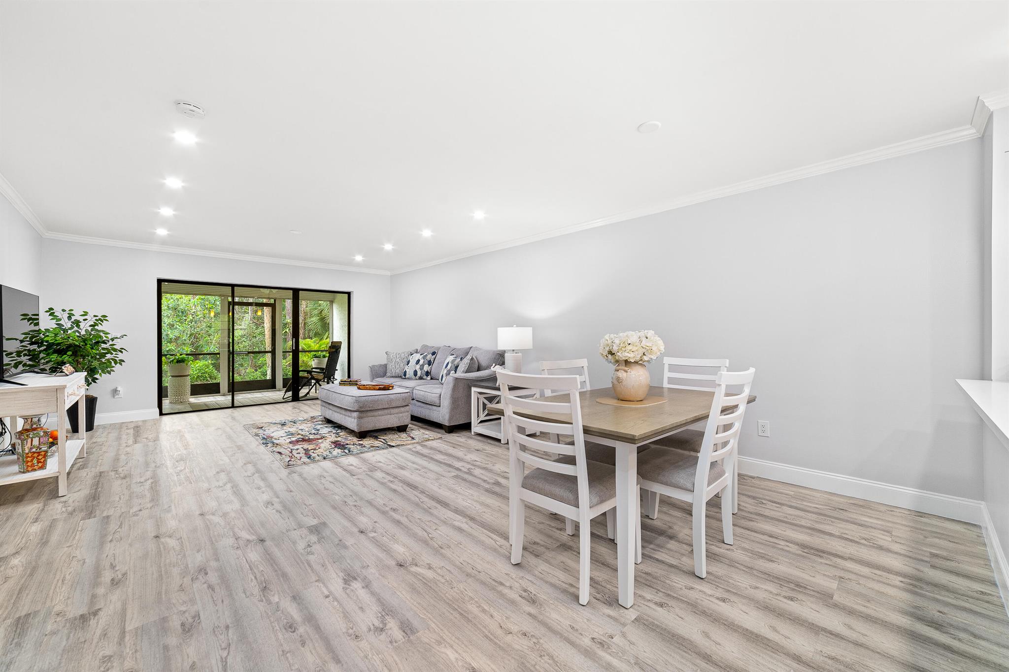 GLADES OF BOCA LAGO CONDO - Residential