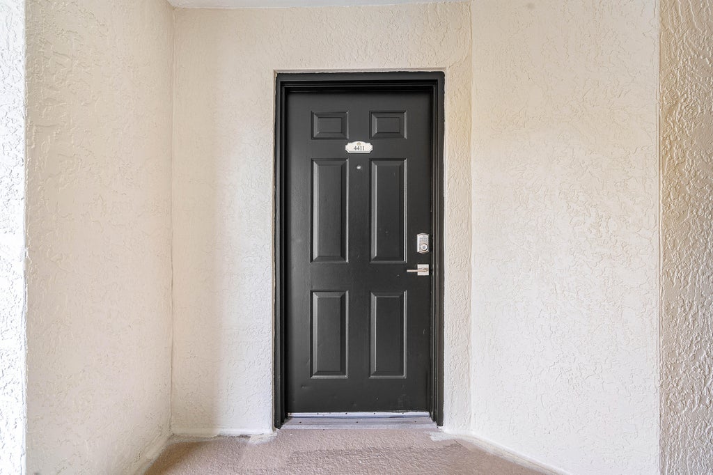 Photo of 4411 TUSCANY Way #4411, Boynton Beach, FL 33435 (MLS # B26066796)
