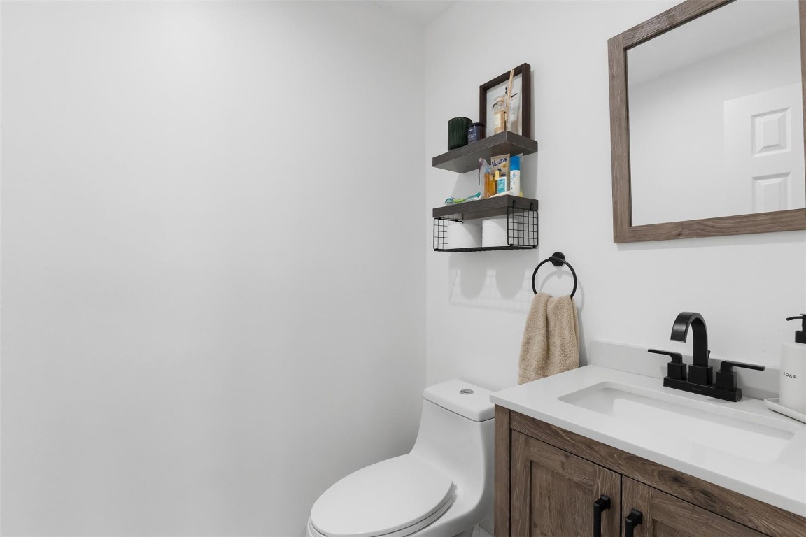 HOST CROSSINGS - Residential