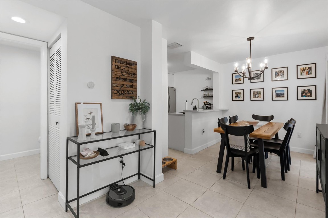 HOST CROSSINGS - Residential