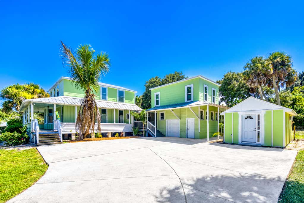 Photo of 13607 S Indian River Drive, Jensen Beach, FL 34957 (MLS # B26050651)