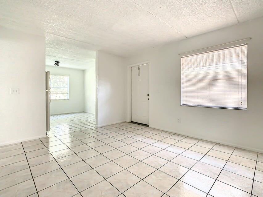 Palm Gardens Condo - Residential Income