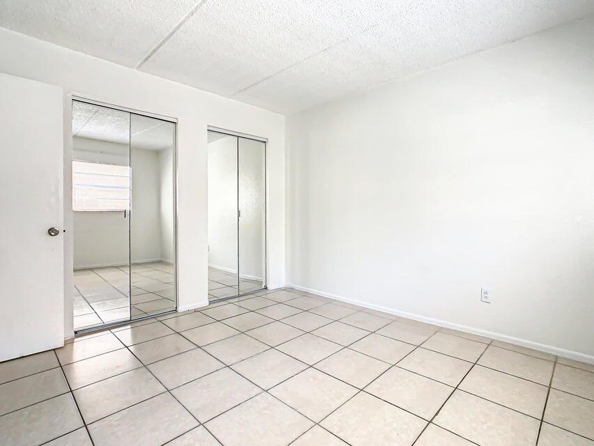 Palm Gardens Condo - Residential Income