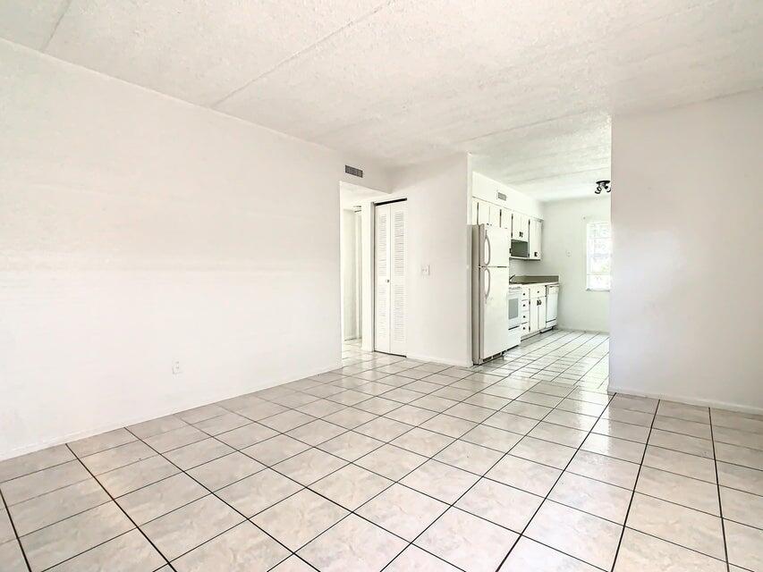 Palm Gardens Condo - Residential Income