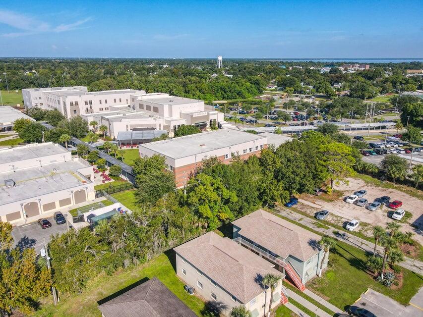 Palm Gardens Condo - Residential Income