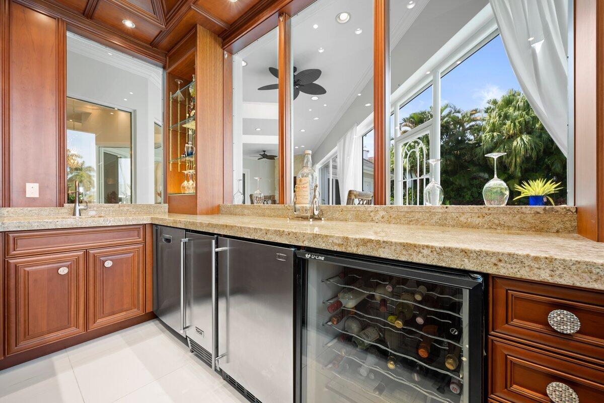 ADMIRALS COVE PAR C - Residential