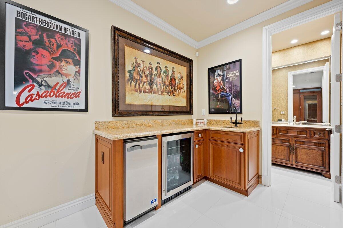 ADMIRALS COVE PAR C - Residential