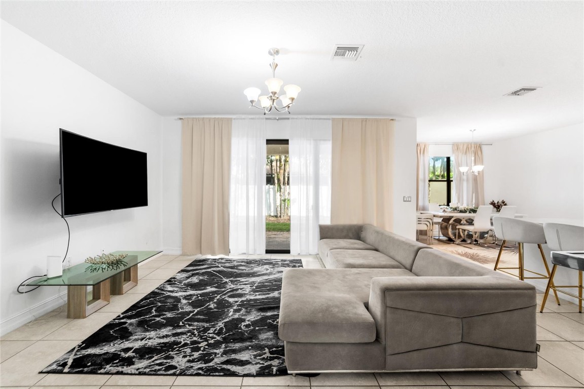 8049 Lemon Serpentine Lane