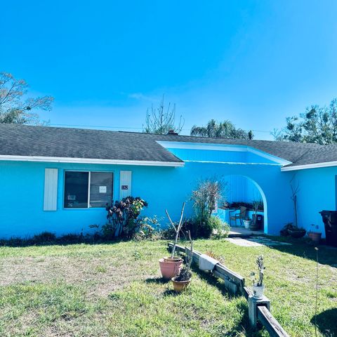 Photo of 182 NE Jettie Terrace, Port Saint Lucie, FL 34983 (MLS # B26008426)