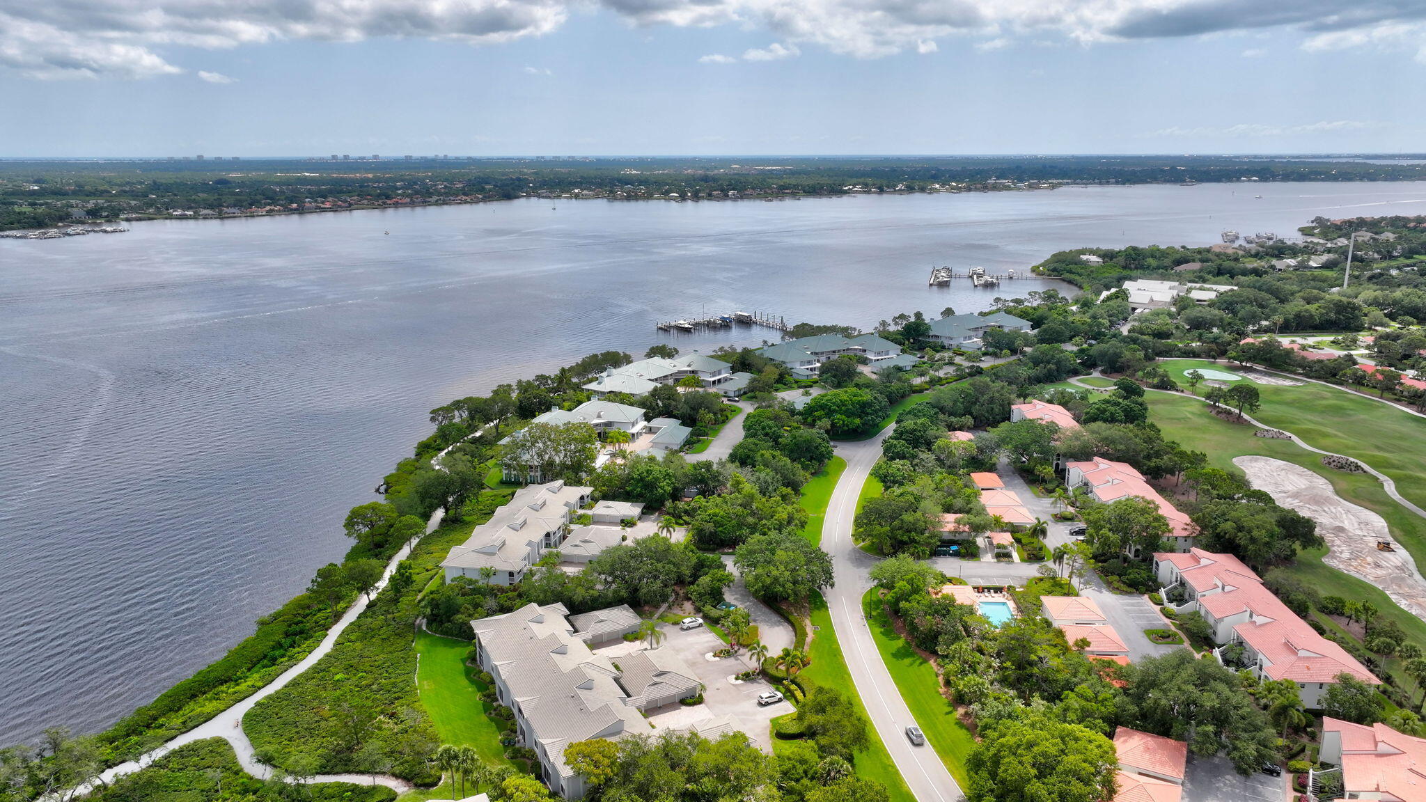 TESORO PLAT NO 15 - Residential