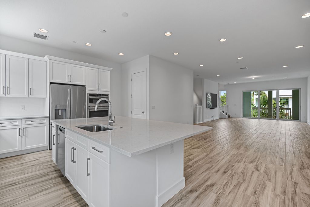 Photo of 5210 Beckman Terrace, Palm Beach Gardens, FL 33418 (MLS # B26001252)