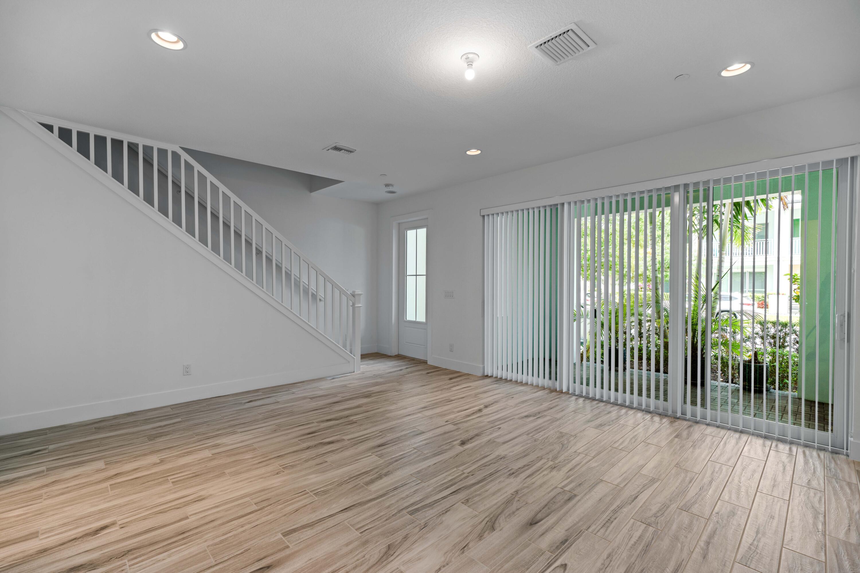 ALTON NEIGHBORHOOD 4 - Residential