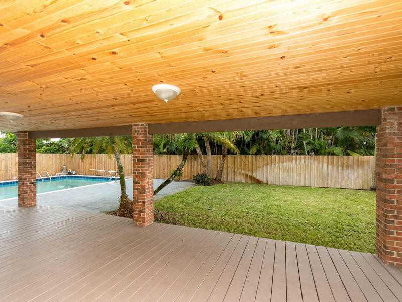 GREYKNOLL ESTATES - Residential Lease