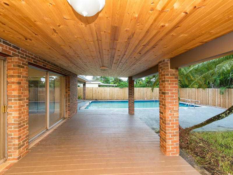 GREYKNOLL ESTATES - Residential Lease