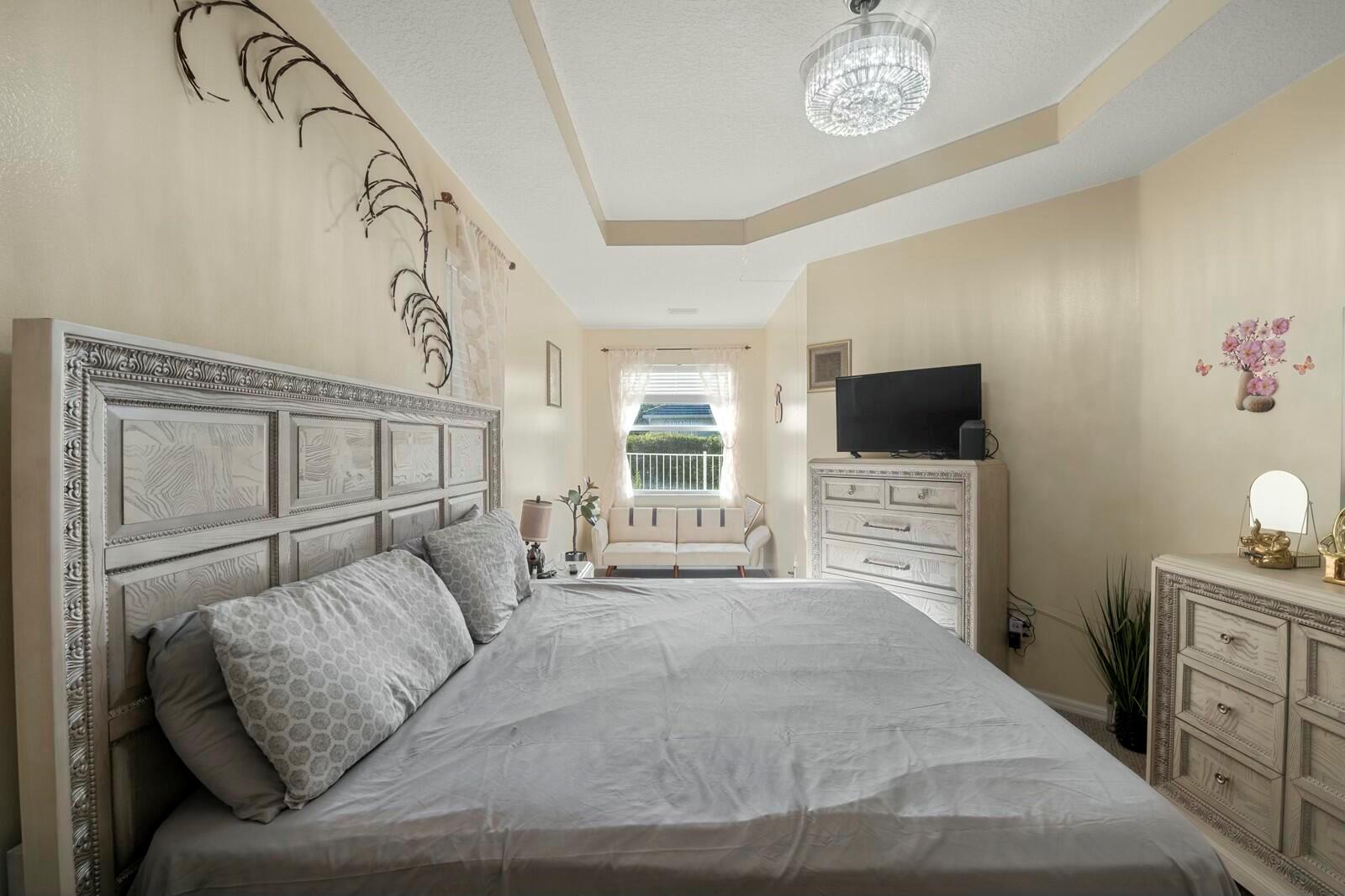 LAKEFOREST POINTE - Residential