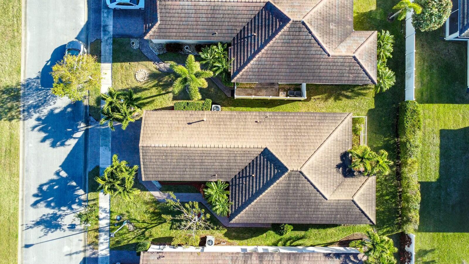 LAKEFOREST POINTE - Residential