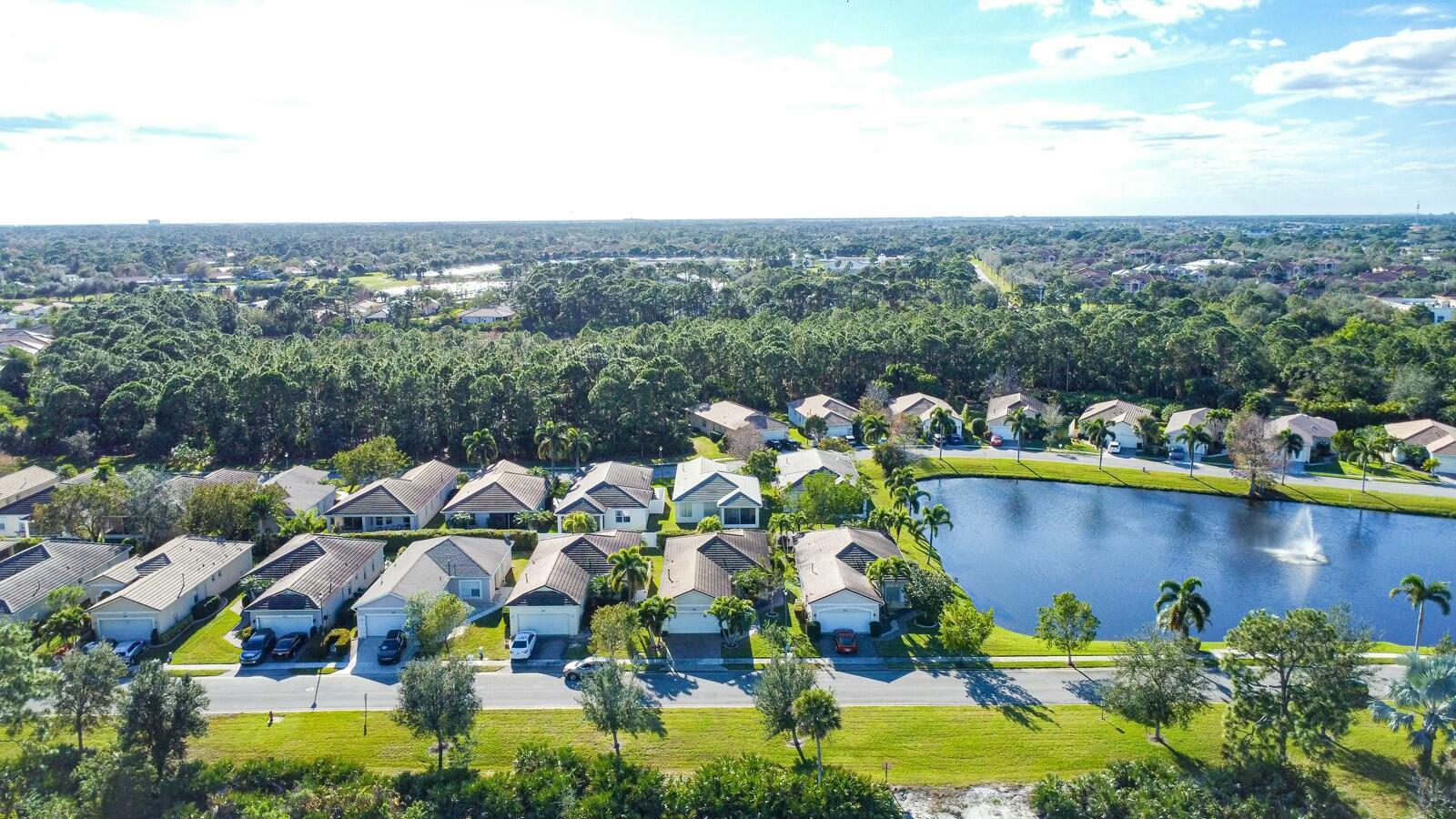 LAKEFOREST POINTE - Residential