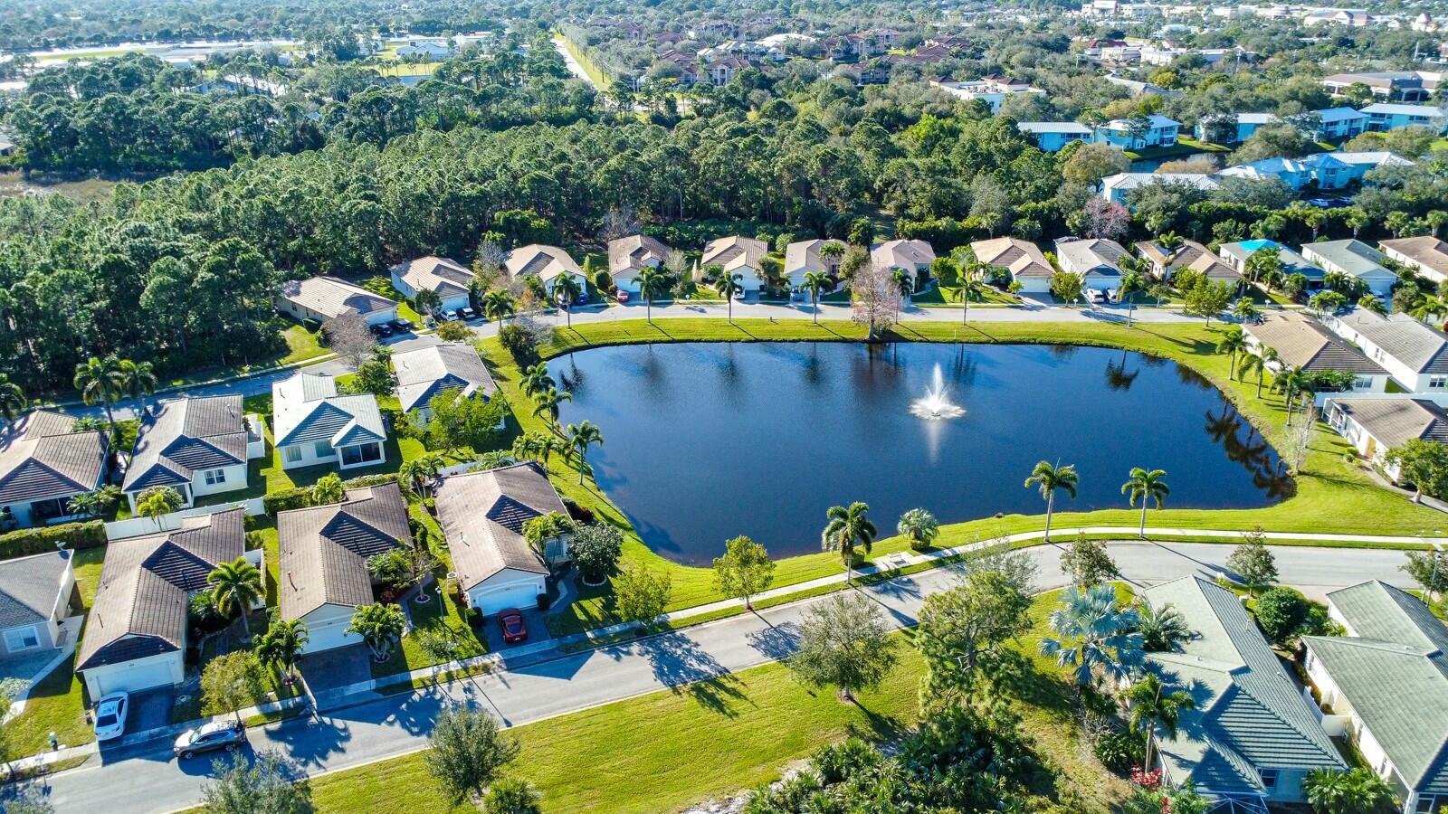 LAKEFOREST POINTE - Residential