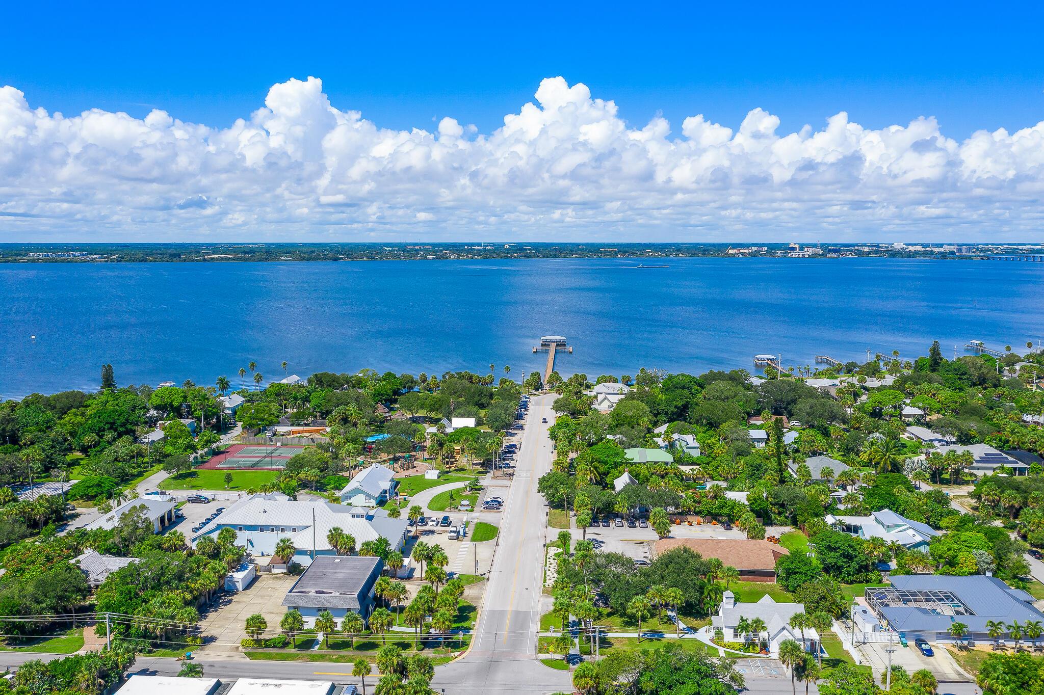 RIVERSIDE DRIVE - Commercial Sale