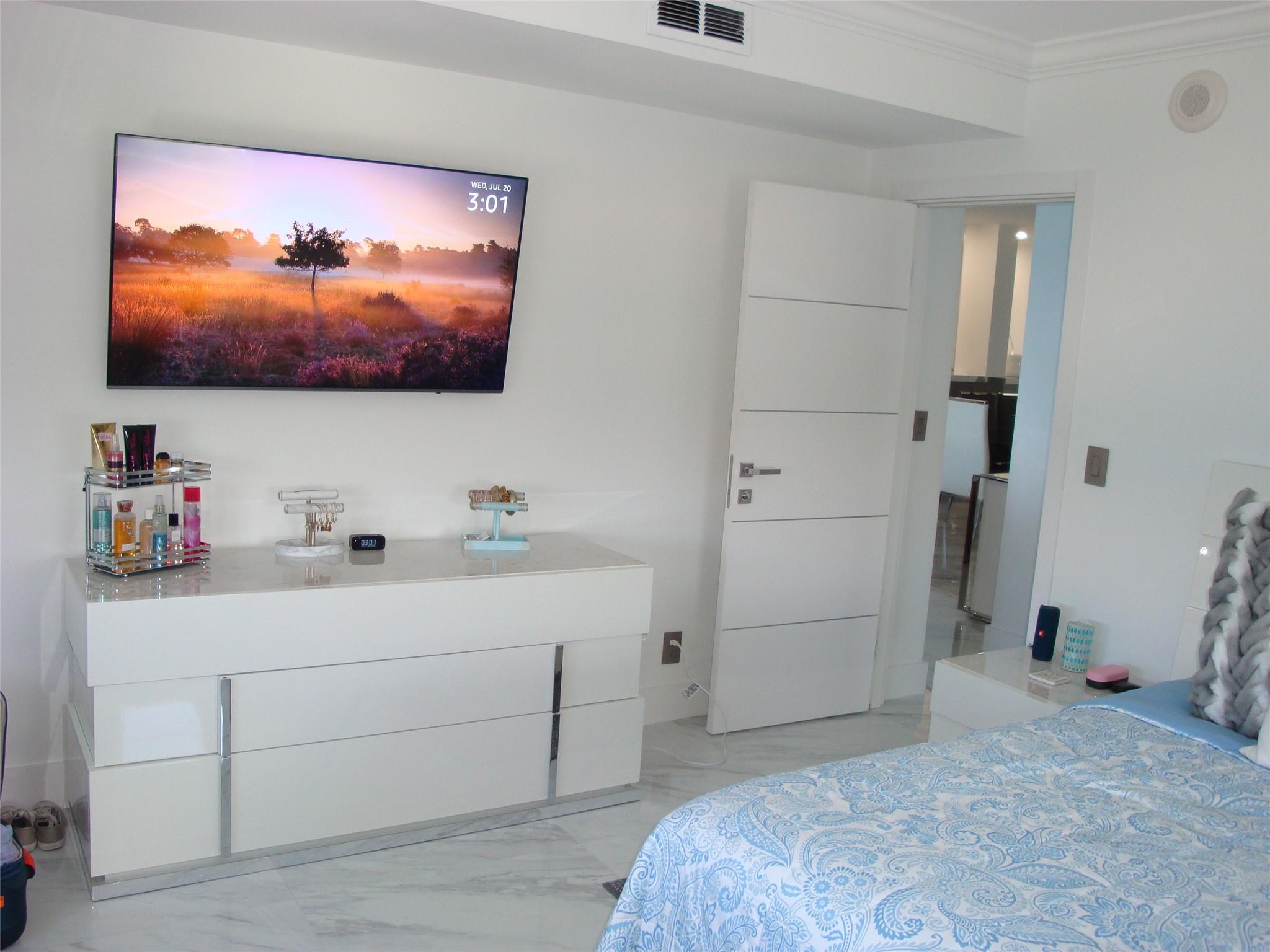 Leisure Towers Condo - Residential Lease