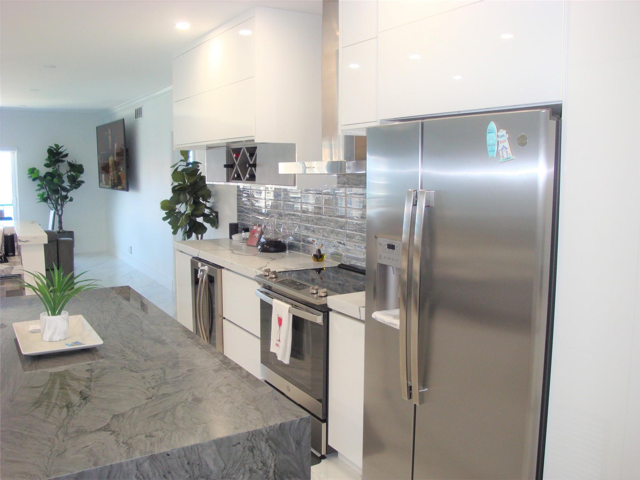 Leisure Towers Condo - Residential Lease