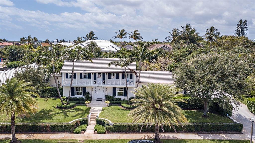 BEACH SHORES - Residential