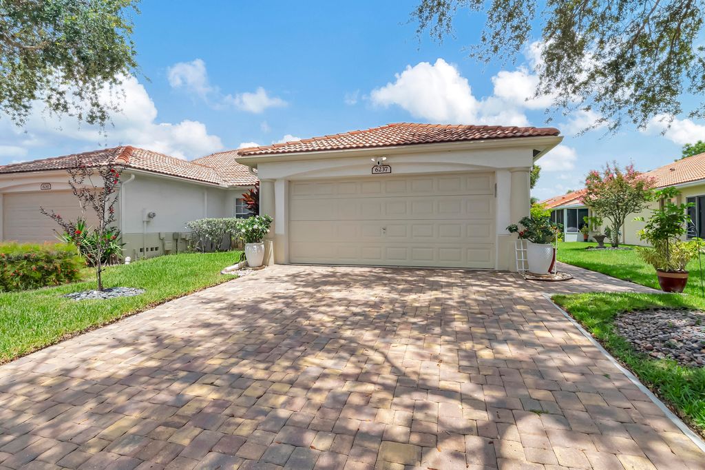 Photo of 6237 Canal Shore Way, Delray Beach, FL 33484 (MLS # R11009120)