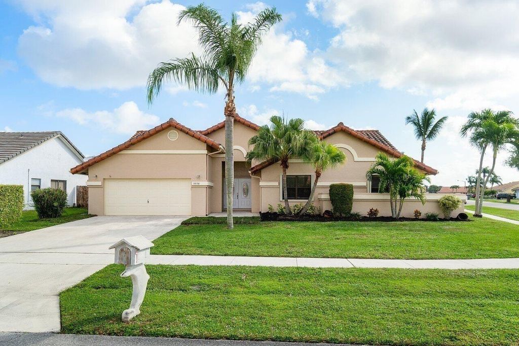 Photo of 9398 Laurel Green Drive, Boynton Beach, FL 33437 (MLS # F10521239)