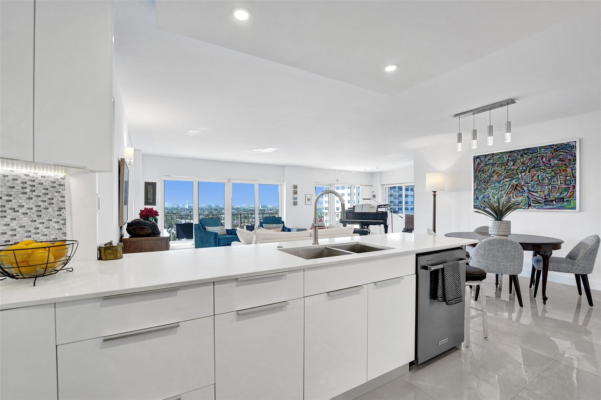 MARINE TOWER - Residential