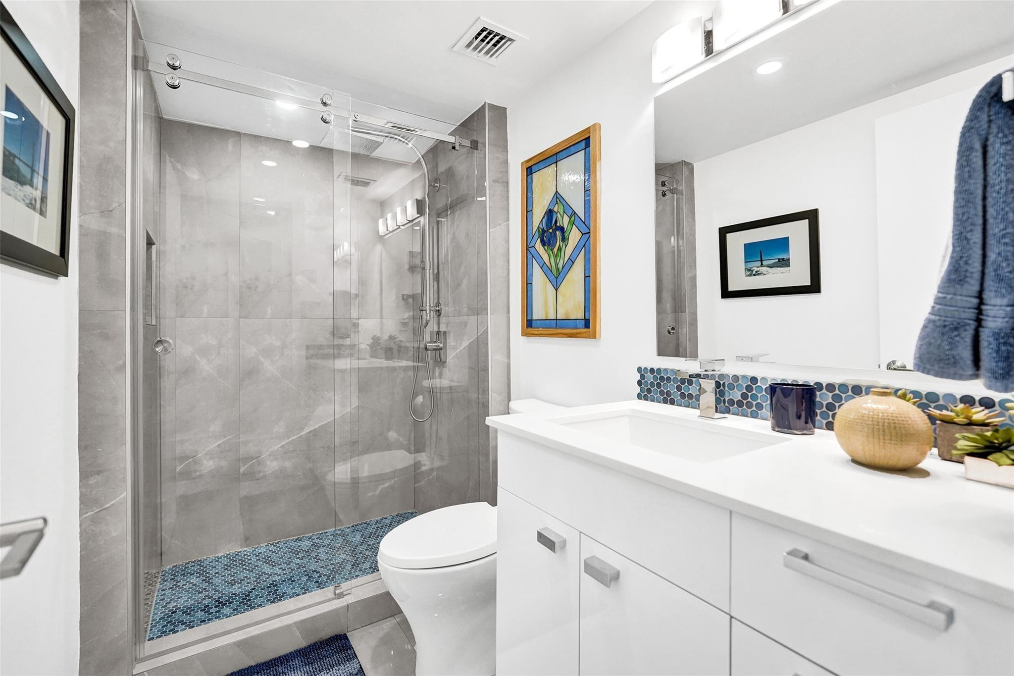 MARINE TOWER - Residential