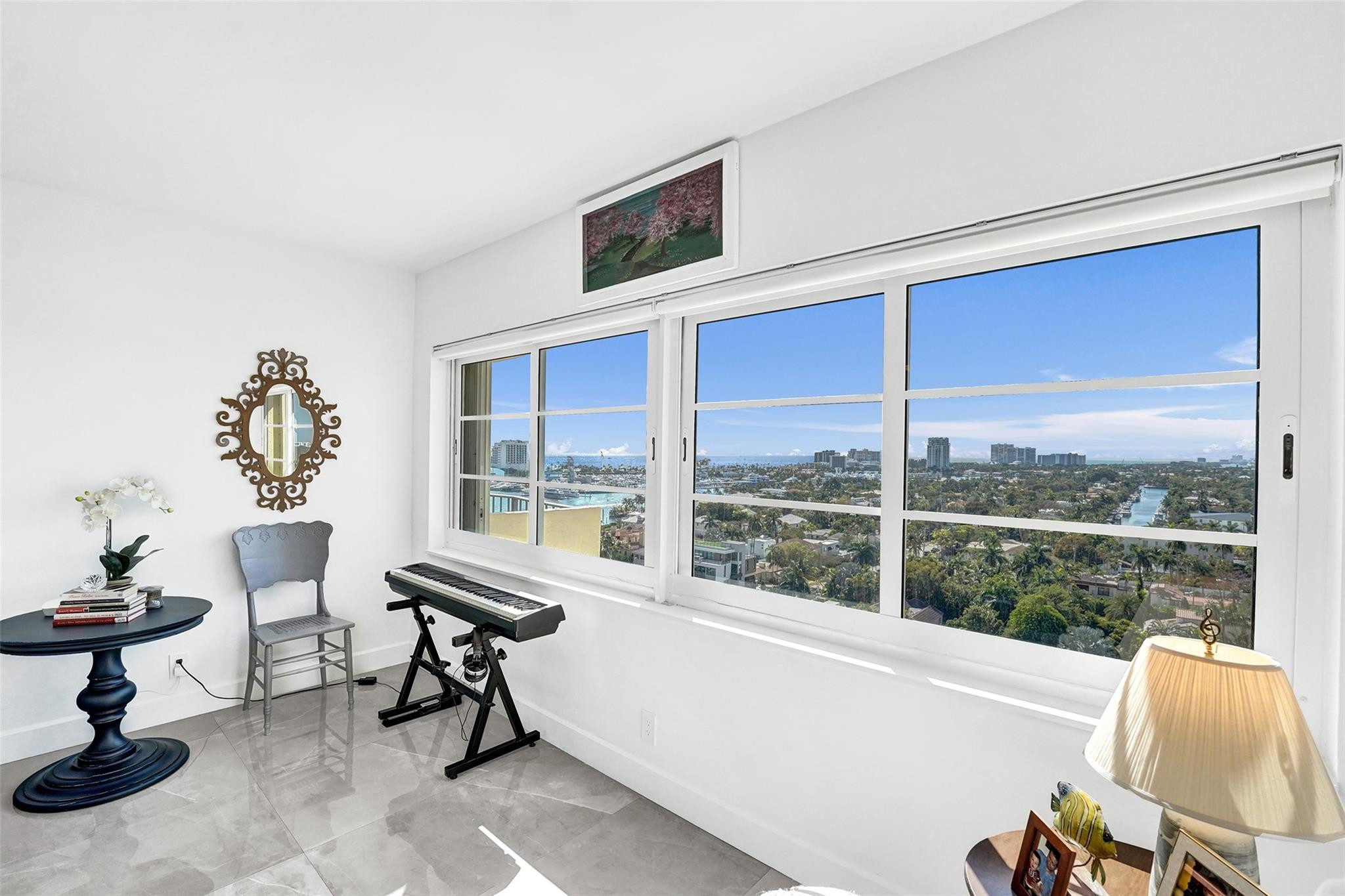 MARINE TOWER - Residential