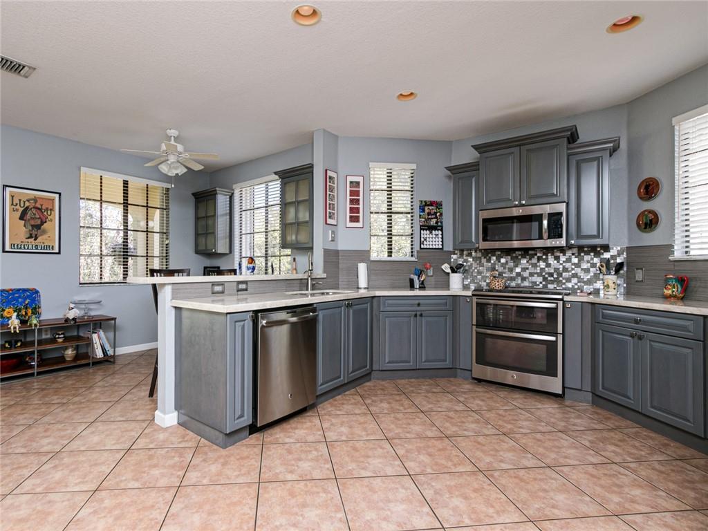 Mariposa Pointe - Residential