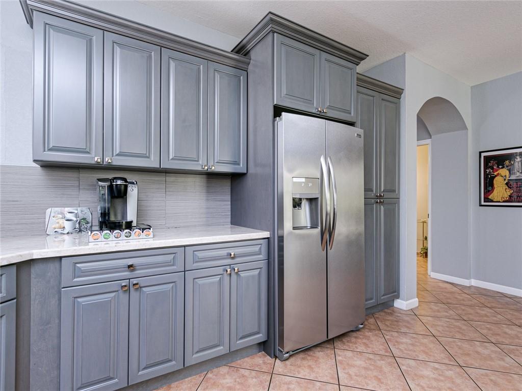 Mariposa Pointe - Residential