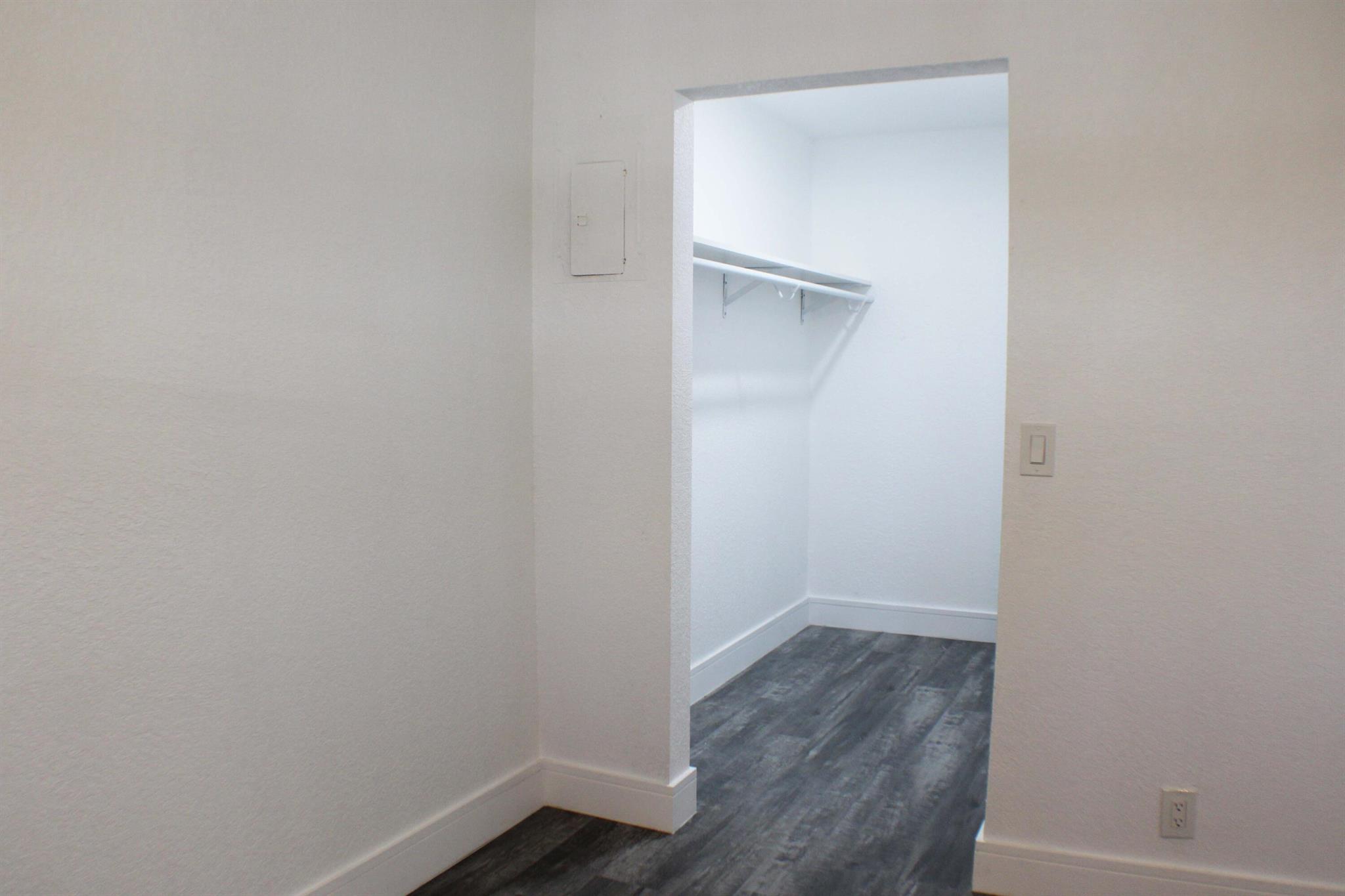 KINGS POINT BRITTANY COND - Residential Lease