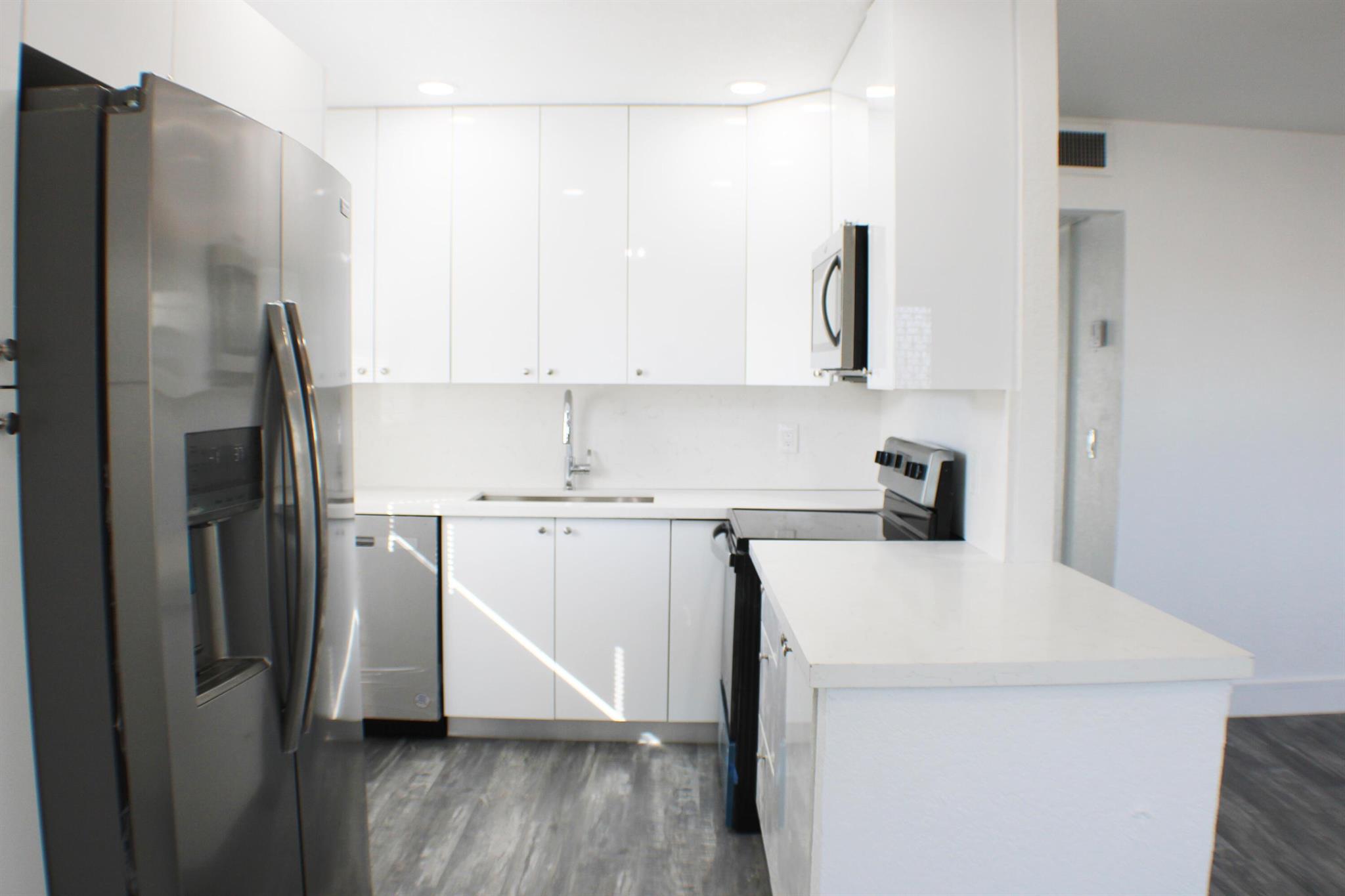 KINGS POINT BRITTANY COND - Residential Lease