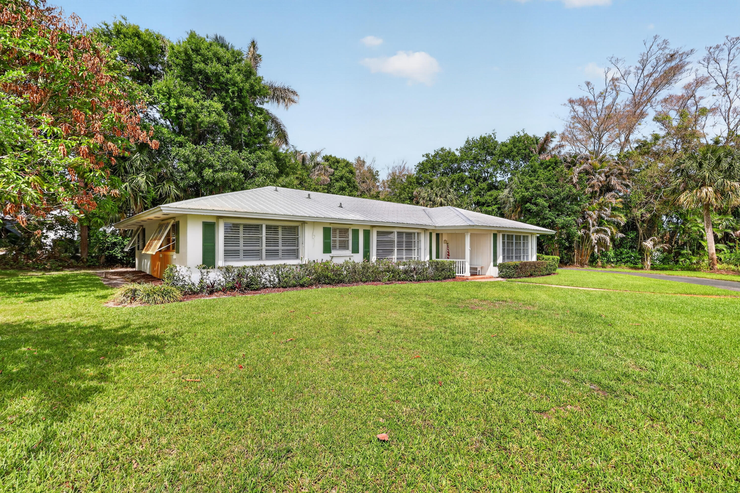 NORTH RIVER FOREST - Residential