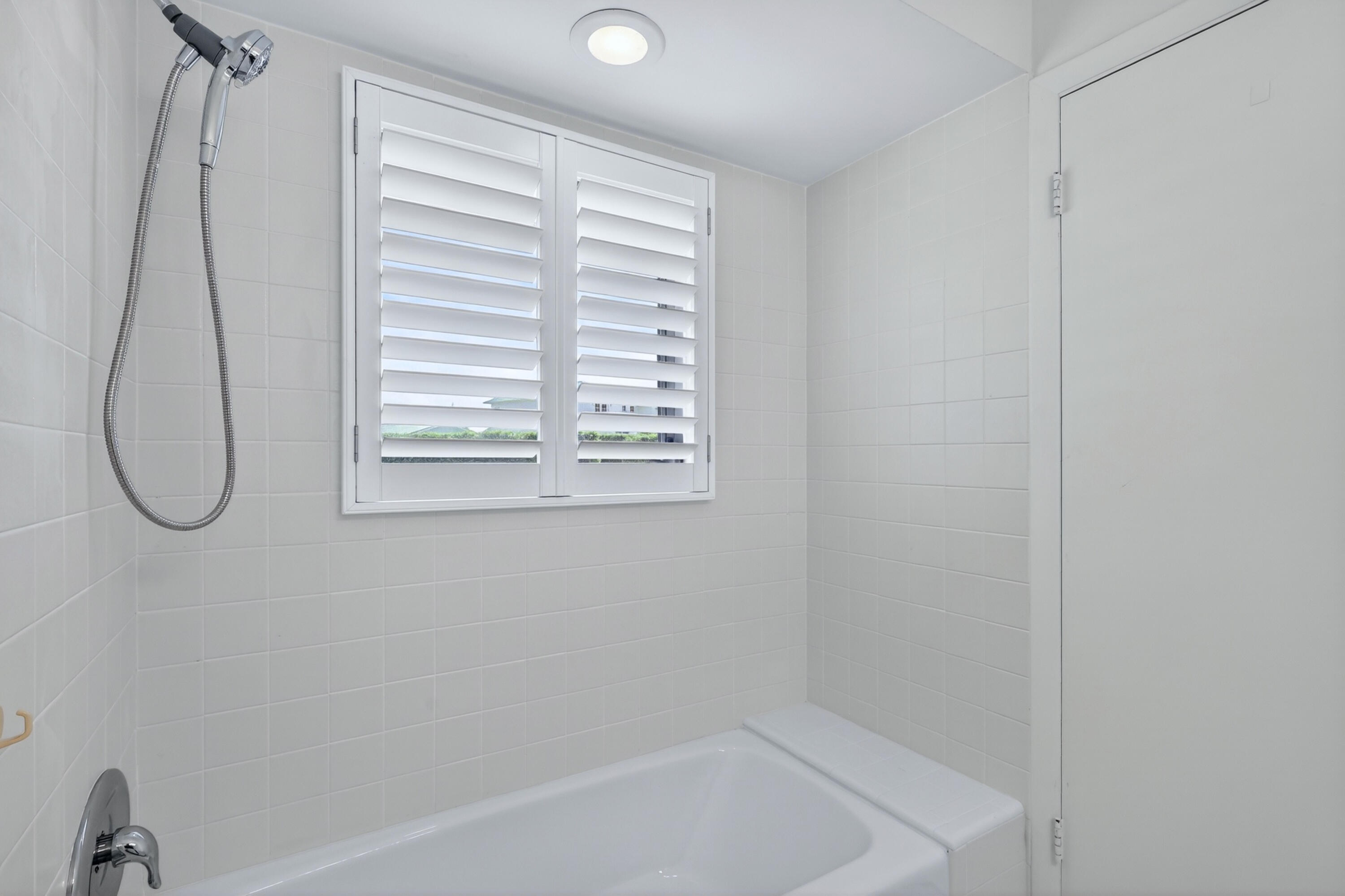 NORTH RIVER FOREST - Residential