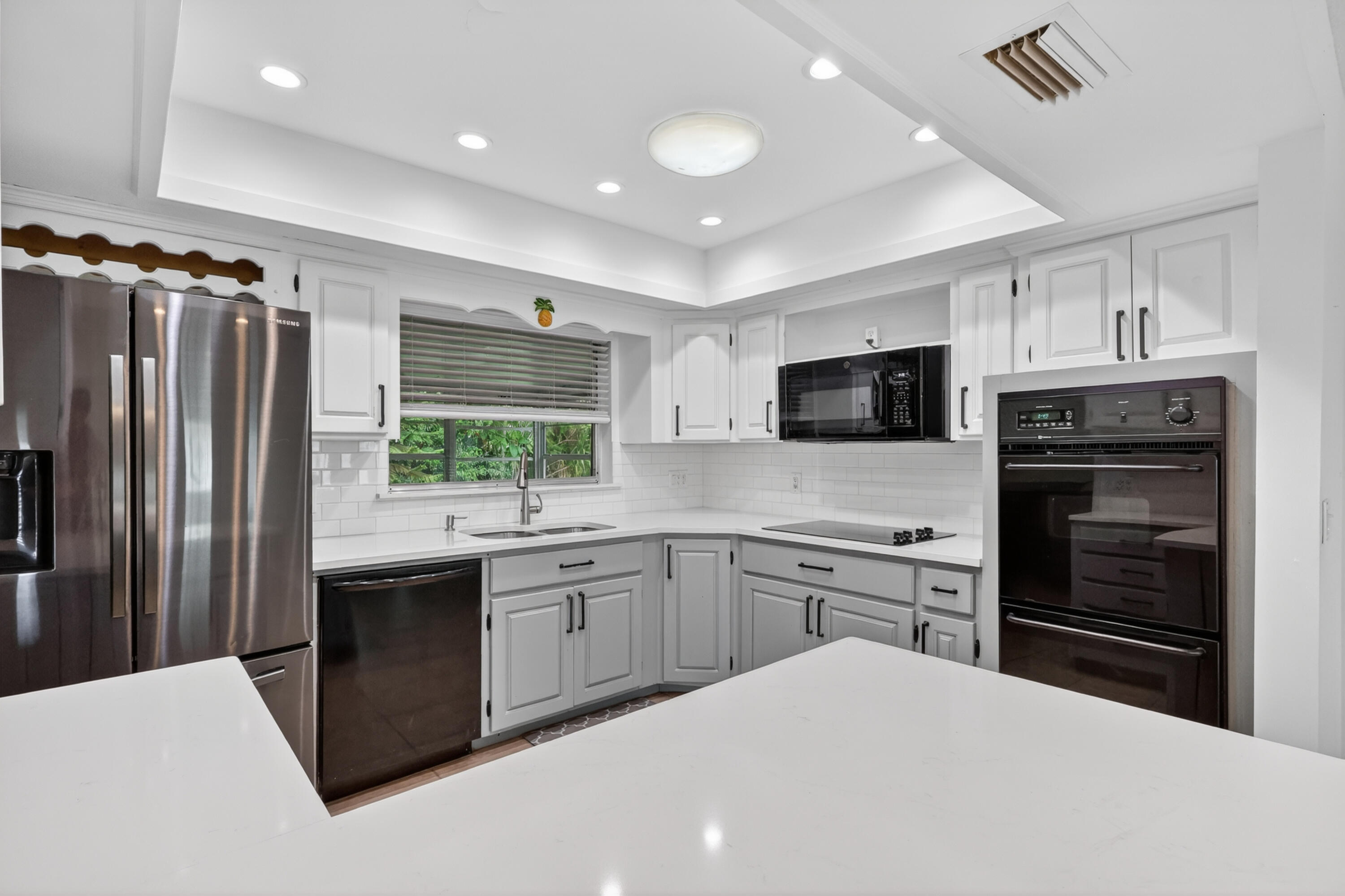 NORTH RIVER FOREST - Residential